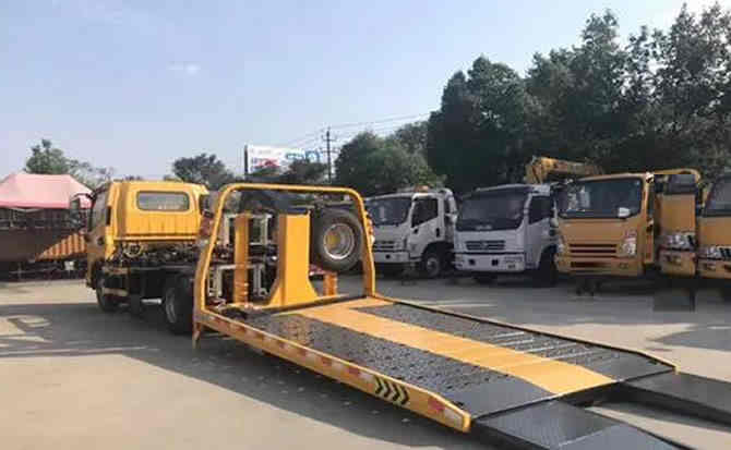 云州区汽车中途维修案例